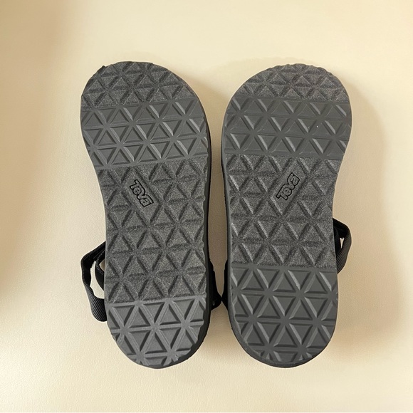 New in the box Teva Original universal black strap Sandal size various - Picture 5 of 8